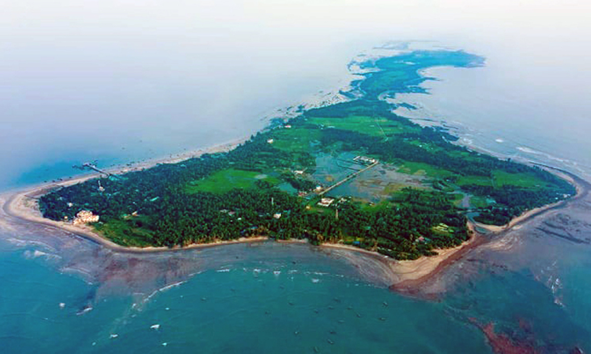 সেন্ট মার্টিনে মার্কিন ঘাঁটির প্রশ্নে নতুন ভূ-রাজনৈতিক আলোচনায় বাংলাদেশ